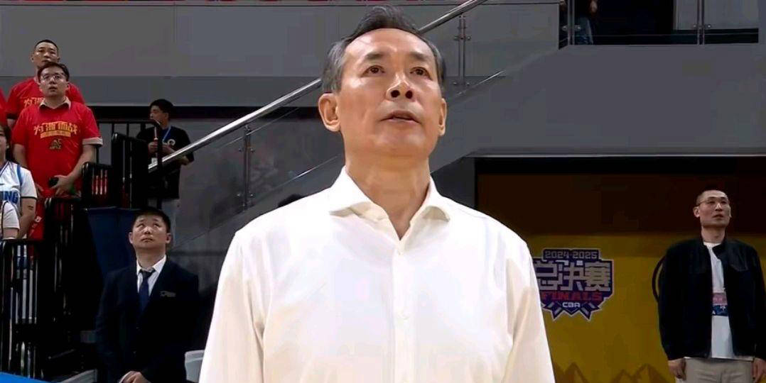 广岛三箭取得胜利，成为强劲对手！